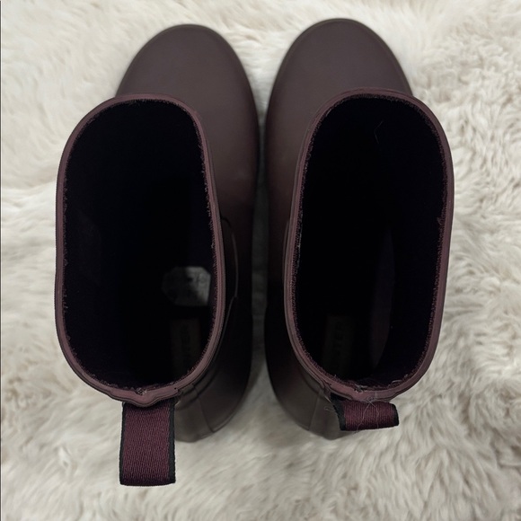 Plum Hunter Rain Boots - Picture 8 of 8
